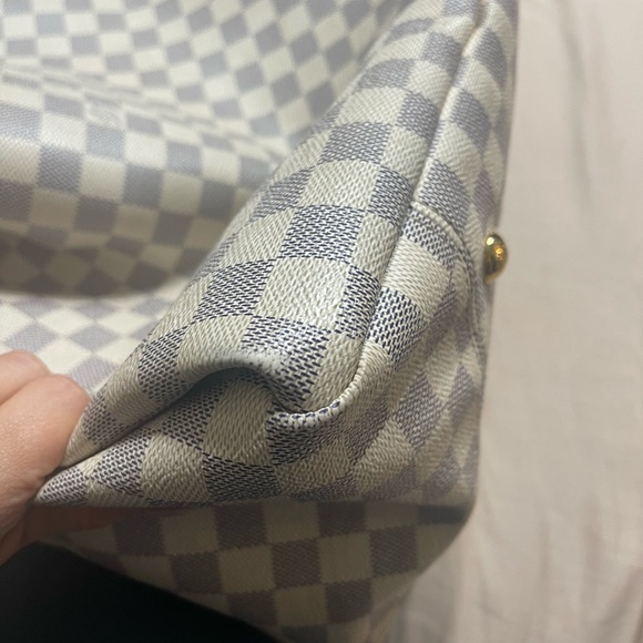 Louis Vuitton Artsy - Picture 7 of 10